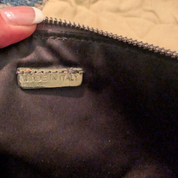 Burberry Clutch , Card Clutch And Handkerchief. Comes With Dust Bag - Picture 7 of 12